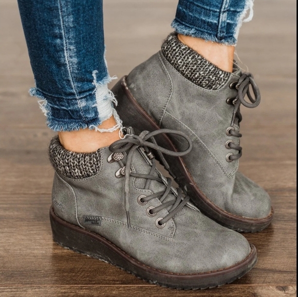 Blowfish Shoes - Blowfish NEW Comet Modern Rustic Chic Wanderlust Wedge Cozy Bootie 8M